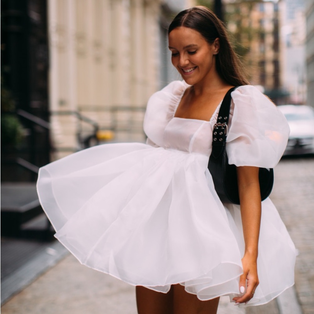 Selkie Ivory Puff Dress (M) - Picture 3 of 16